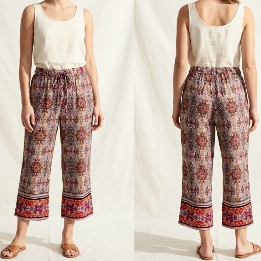 Moroccan Print Wide-Leg Crop Rayon Pants